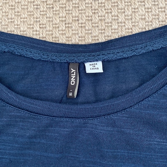 Only Sweater - Picture 2 of 4